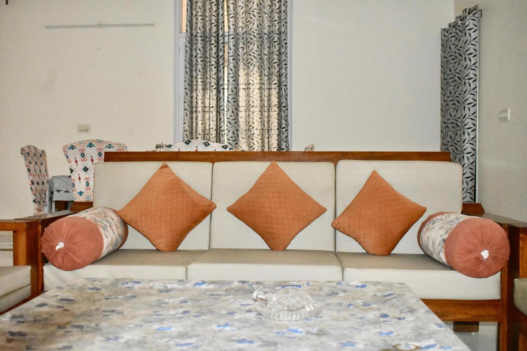 Abhilasha Villa Faridabad Esterno foto